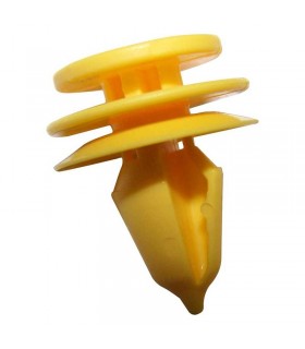 Grapa panel interior puerta delantera y trasera